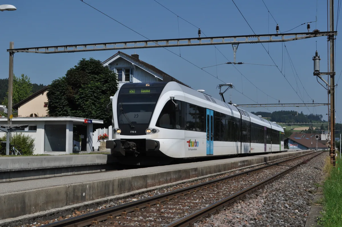 Die GTW-Triebwagen, hier eine S29 am Bahnhof Wila, sollen nach Meinung der IG Tösstallinie weiter genutzt werden.