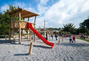 Der Spielplatz Moosburg. Der Spielplatz Moosburg.