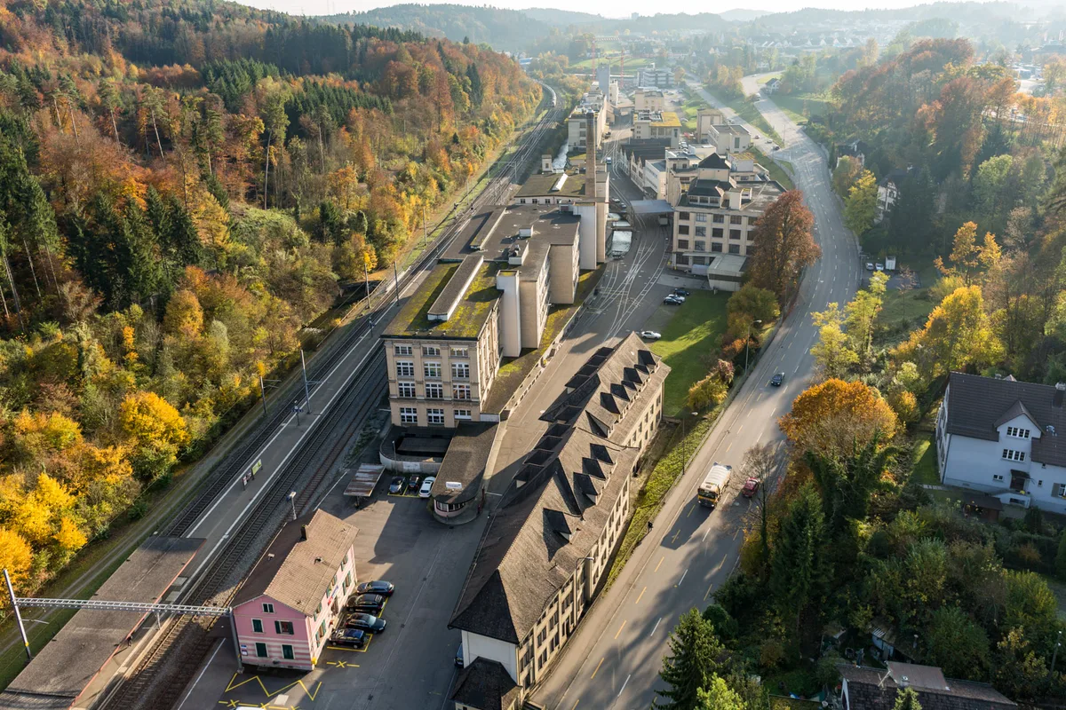 Die MA Kemptthal Besitz AG kauft zwei Drittel des Maggi-Areals in Kemptthal der Givaudan ab.