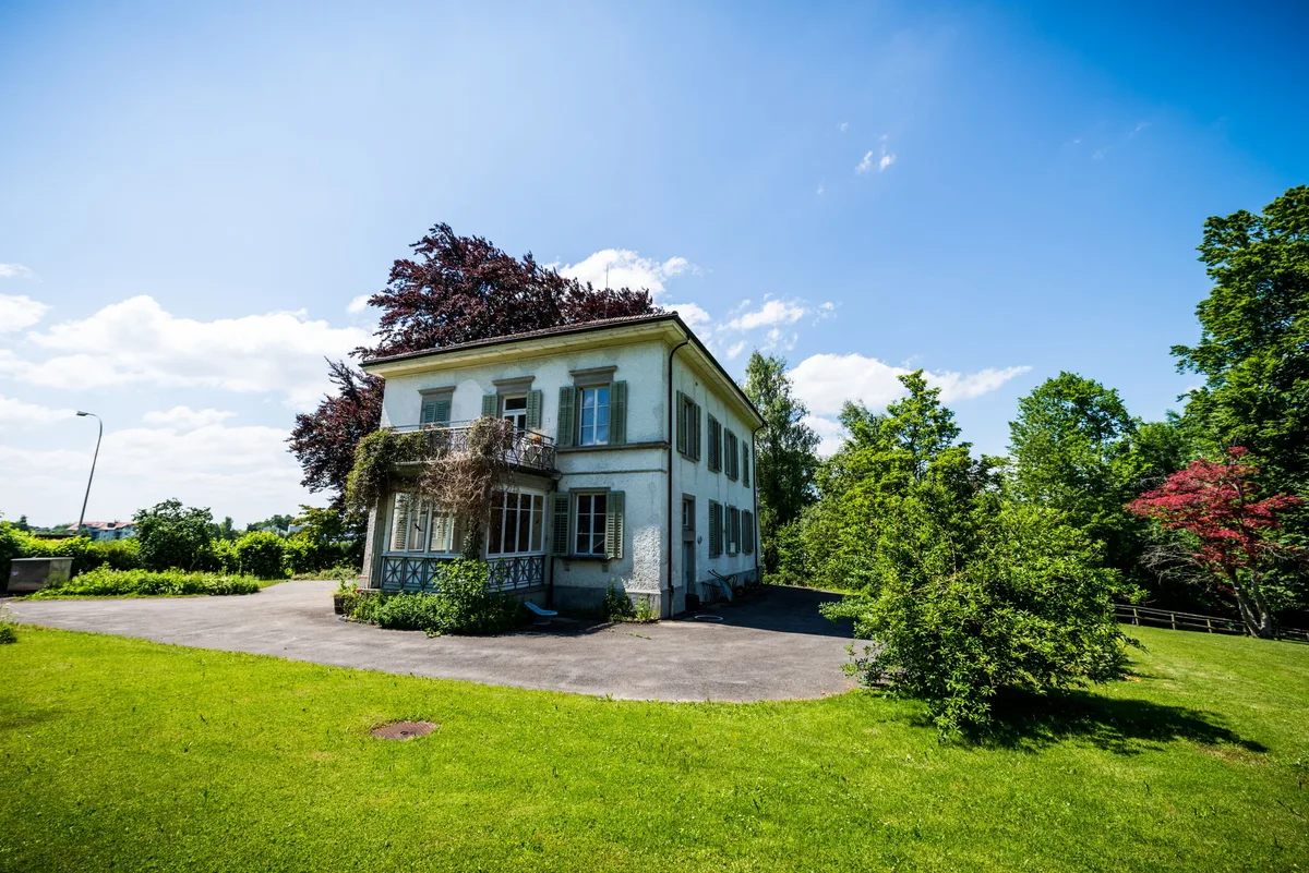 Fabrikantenvilla an der Oberdorfstrasse, Hittnau Fabrikantenvilla an der Oberdorfstrasse, Hittnau