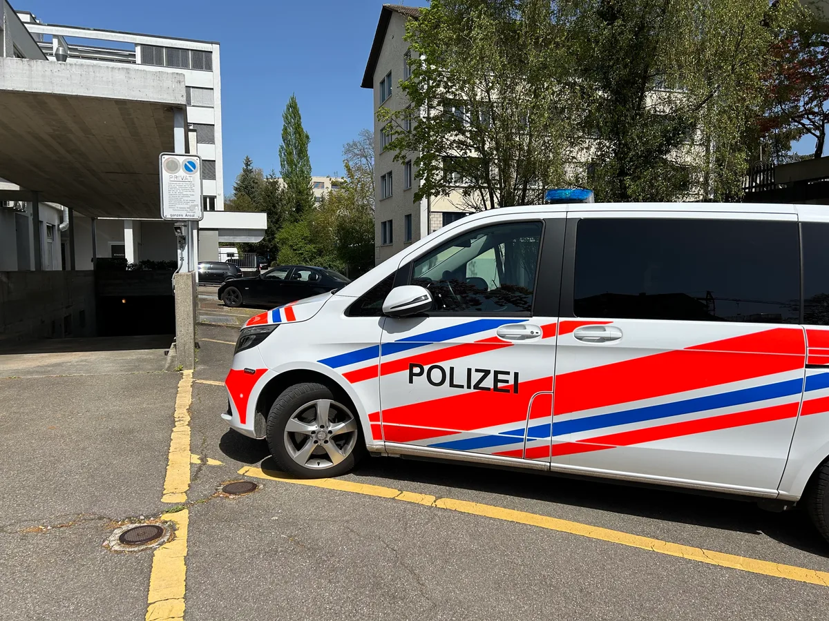 Die Polizei in Illnau-Effretikon soll wieder bürgernäher werden. So will es zumindest die SVP. Die Polizei in Illnau-Effretikon soll wieder bürgernäher werden. So will es zumindest die SVP.