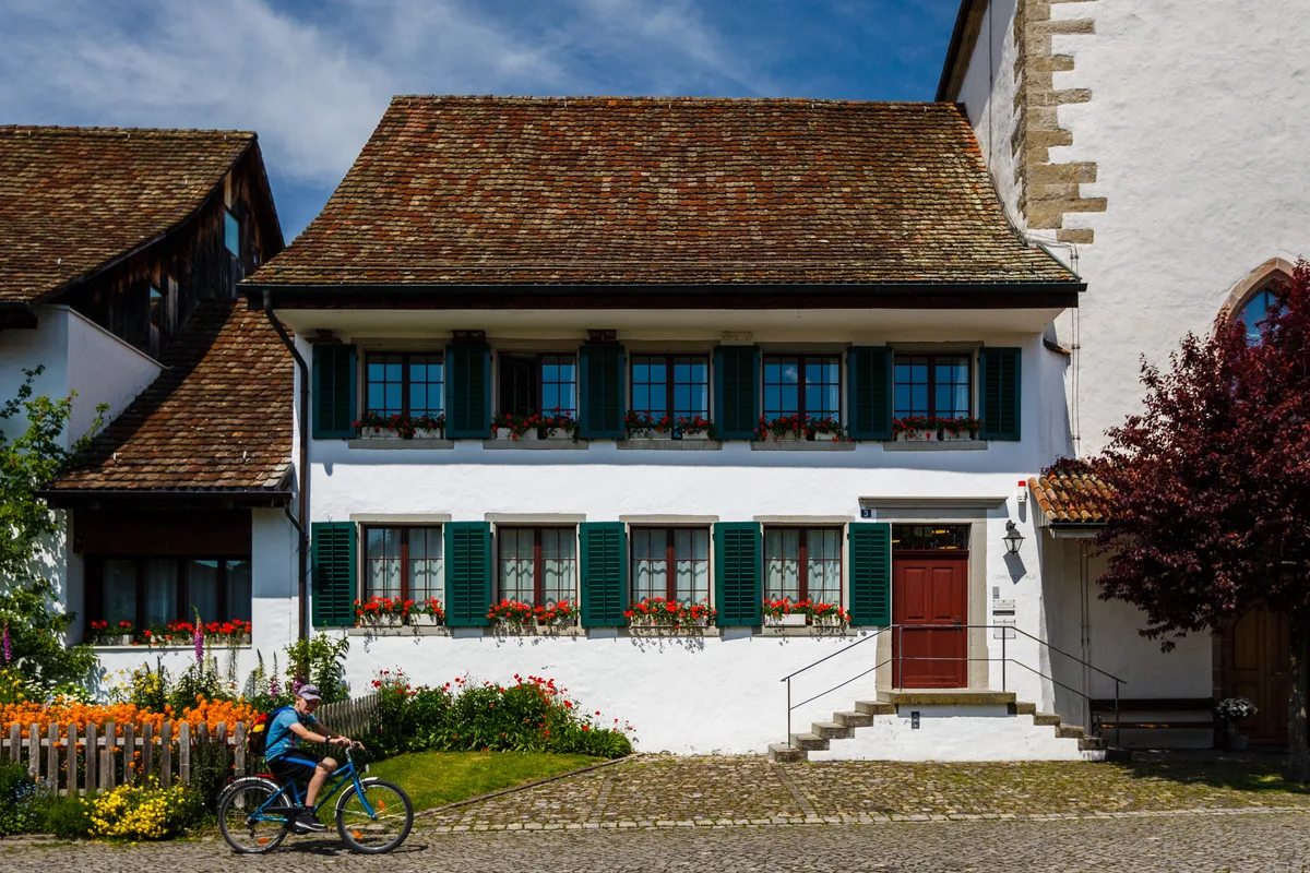 29673008-3 Kirche & Gemeindehaus