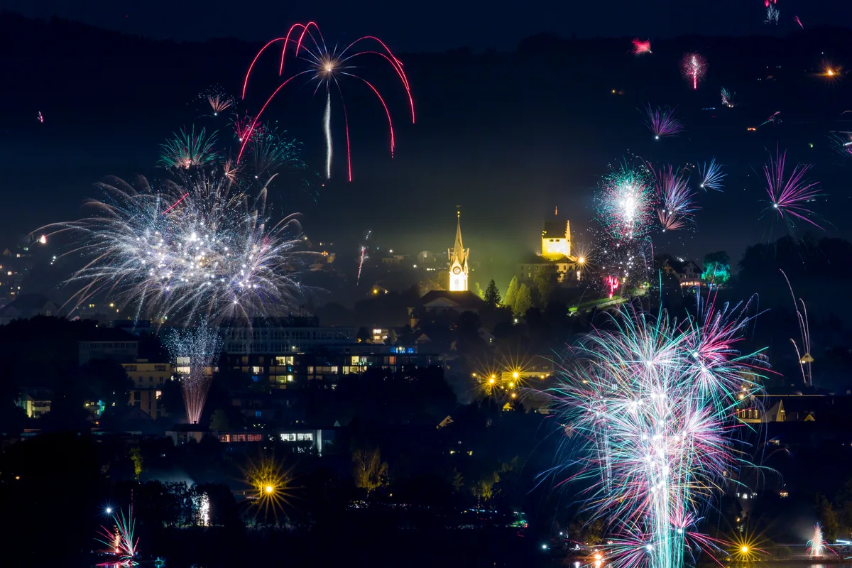 Feurwerk über Uster