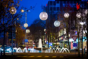 24057289-1 Weihnachtsbeleuchtung Stadt Uster