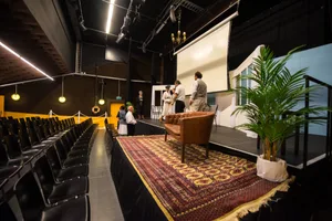 12362637-5 Die "Freie Bühne Uster" spielt das Stück "Tod auf dem Nil" im Central in Uster. Die Theater Crew backstage.