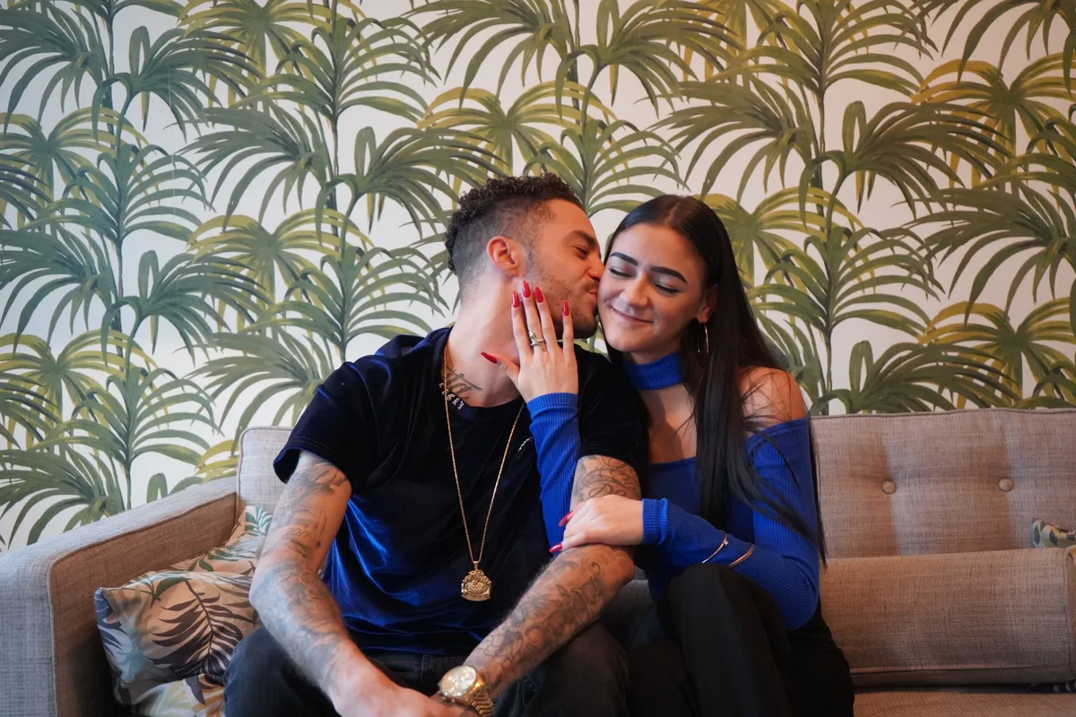 Rina aus Bern und Fabrizio aus Rüti haben sich bei der Bachelor 2023 gefunden.