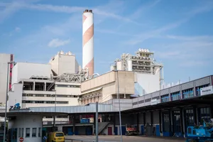 Climeworks-Anlage auf der KEZO / Gewächshaus der Gebrüder Meier (Geschäftsführer/Mitinhaber Markus Meier) Climeworks-Anlage auf der KEZO / Gewächshaus der Gebrüder Meier (Geschäftsführer/Mitinhaber Markus Meier)