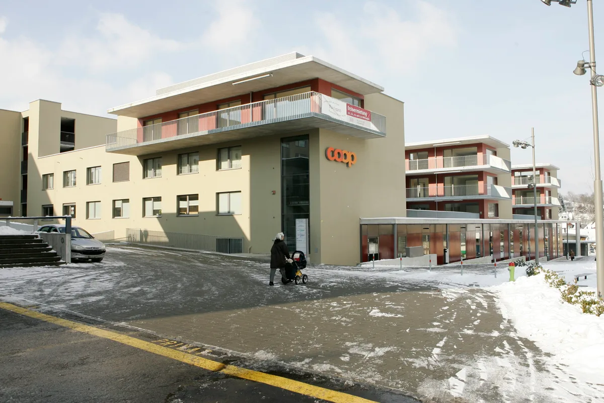 Neue Ueberbauung Buelgass mit Coop und Alterswohnungen