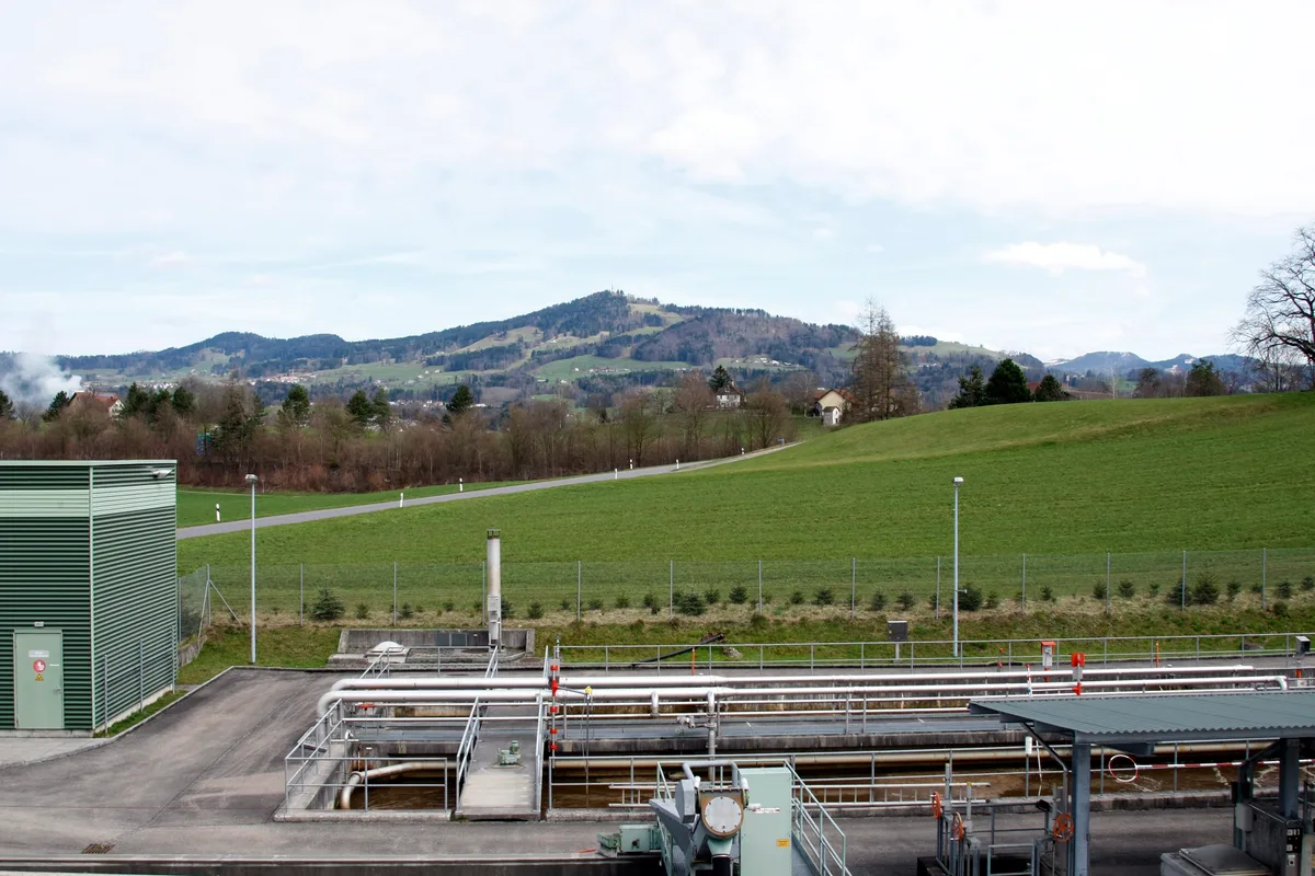 Neue Webcam kommt auf Kläranlage Dürnten und Bubikon zu stehen Neue Webcam kommt auf Kläranlage Dürnten und Bubikon zu stehen