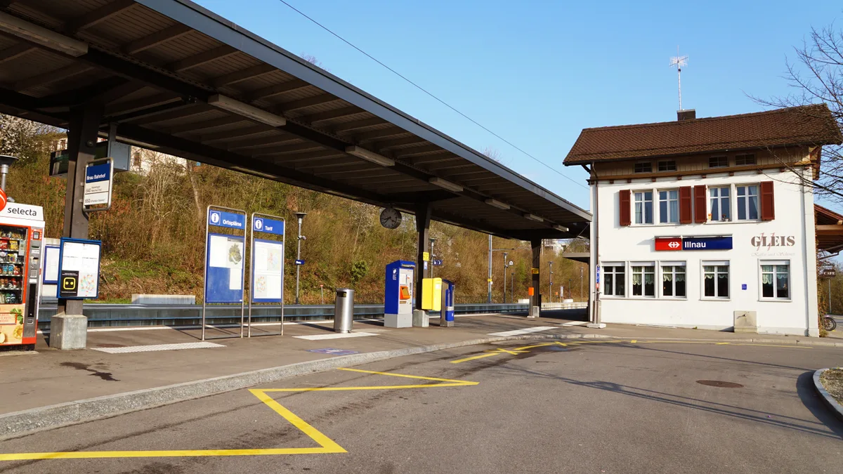 Der Start erfolgt am Bahnhof Illnau – und ist unspektakulär. (Archiv)