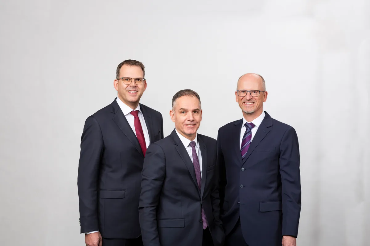 Neu im Private Banking-Team seit Februar 2023: Beat Landolt, Jean-Claude Ammann und Bernhard Kaderli. Neu im Private Banking-Team seit Februar 2023: Beat Landolt, Jean-Claude Ammann und Bernhard Kaderli.
