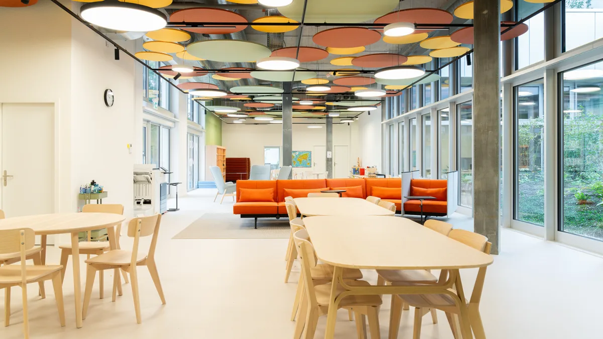 Der neue Standort in Uster bietet Raum für Inspiration Der neue Standort in Uster.