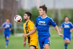 12671842-9 Sportplatz Grossriet, Greifensee Patrick Schmid gegen Subingen Nico Probst