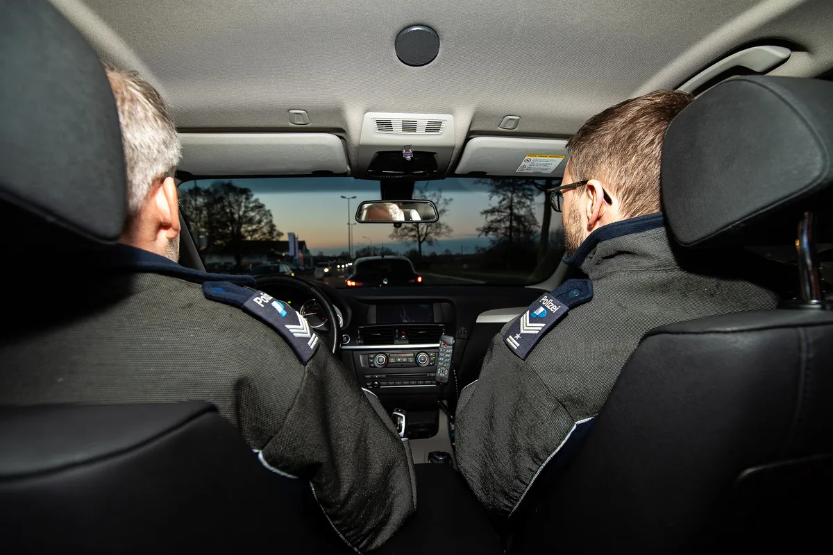 Polizei auf Einbrecherjagd Polizei auf Einbrecherjagd