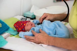 Symbolbild Baby, Geburt, Neugeborenes, Säugling, Hebamme. Symbolbild Baby, Geburt, Neugeborenes, Säugling, Hebamme.