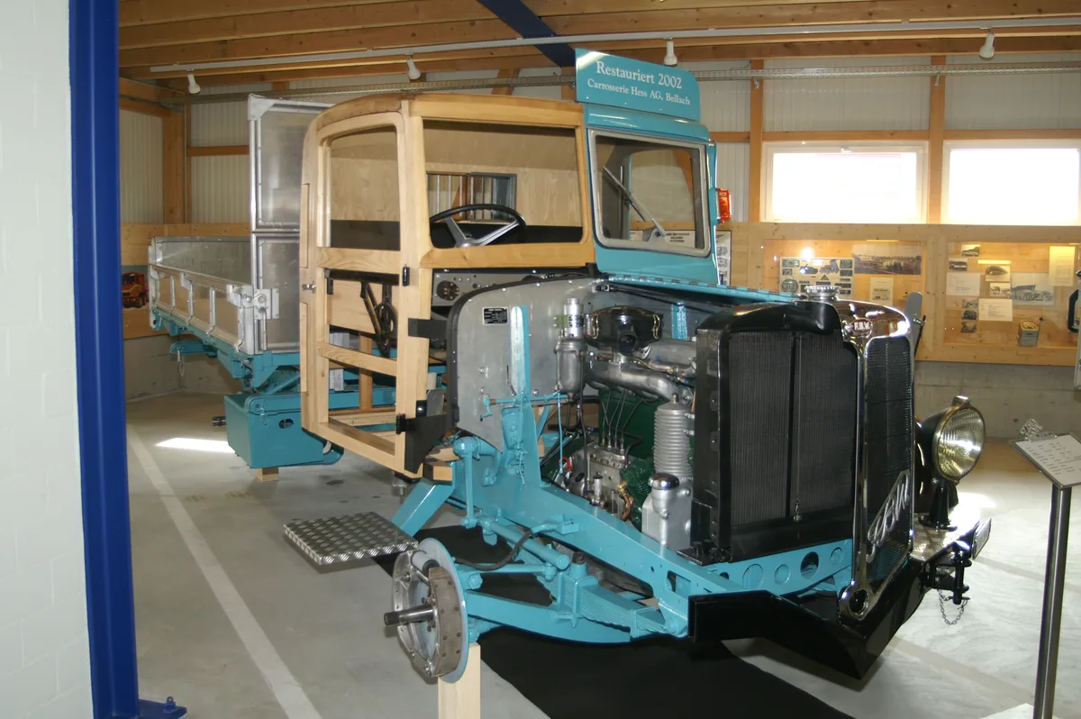 KONICA MINOLTA DIGITAL CAMERA