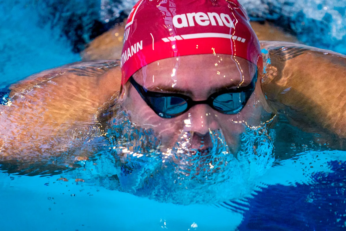Swiss Swimmer Gian-Luca Gartmann competes in the Men's 200m Breaststroke Heats during the European Aquatics Short Course Swimming Championships in Lublin, Poland, Thursday, Dec. 4, 2025. (KEYSTONE/Patrick B. Kraemer)