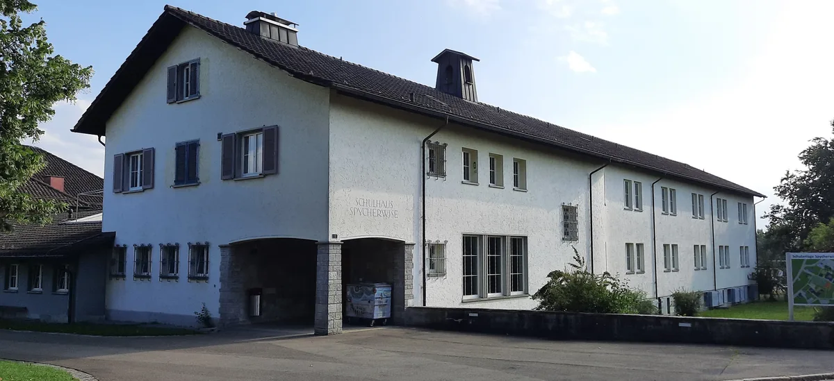 Schulhaus Spycherwise Bubikon