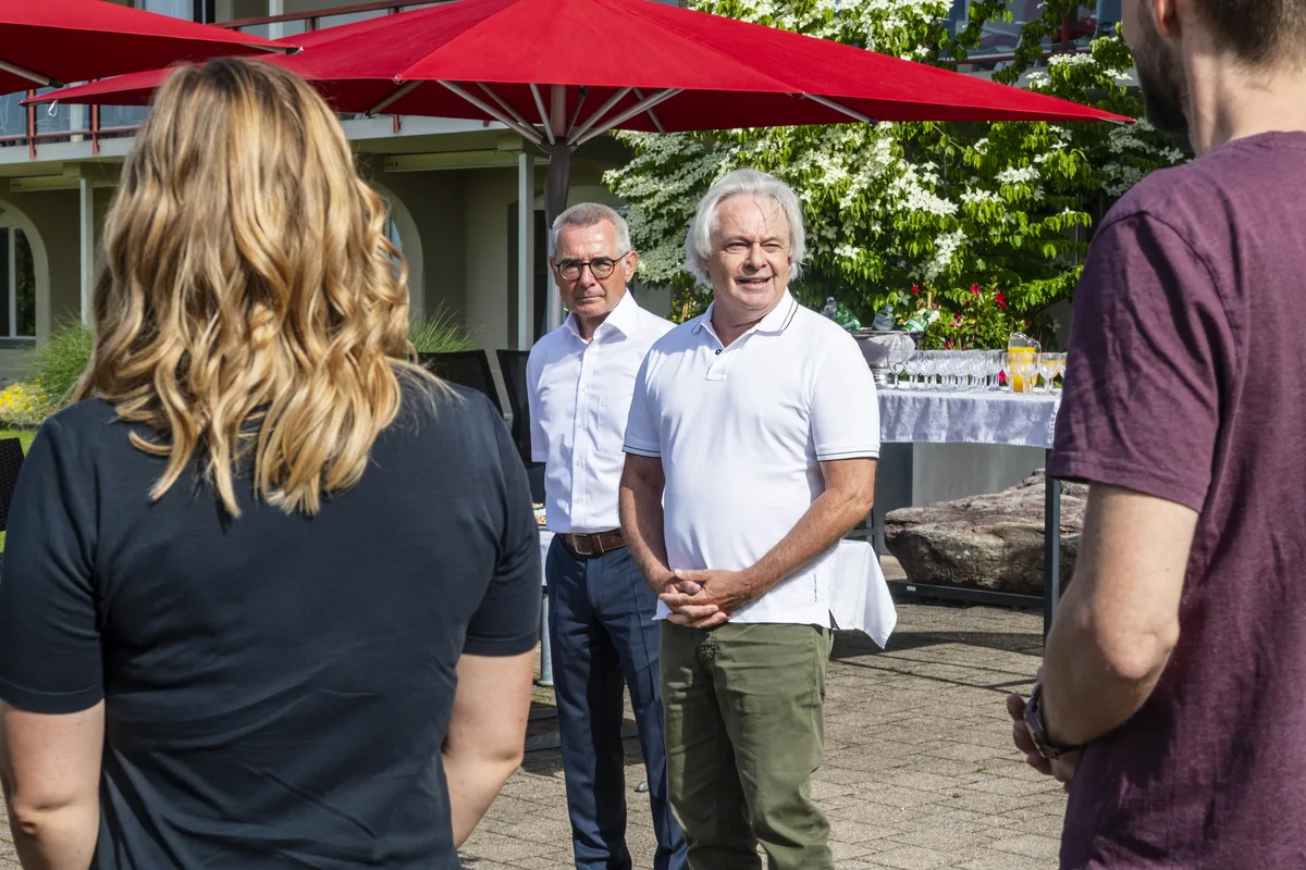 Feierliche Übergabe der Baubewilligung für den Neubau vom Reha-Zentrum Wald.