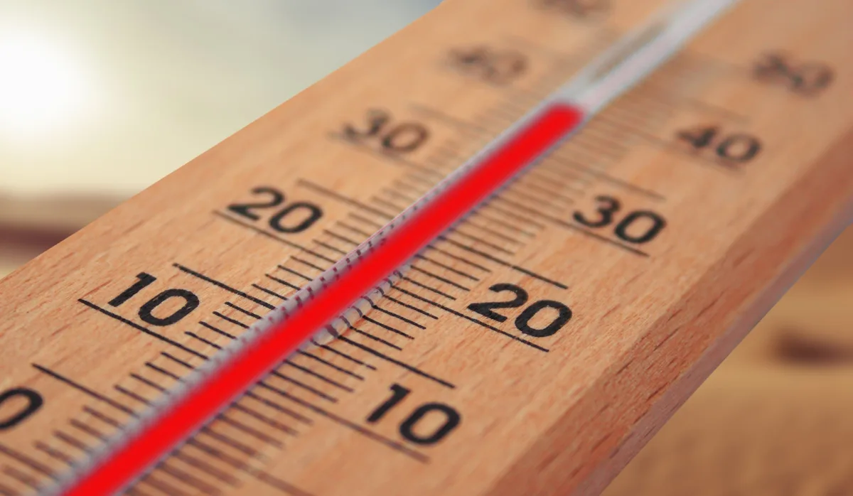 Über 30 Grad im Schatten: Die Hitze hat uns fest im Griff. Über 30 Grad im Schatten: Die Hitze hat uns fest im Griff.