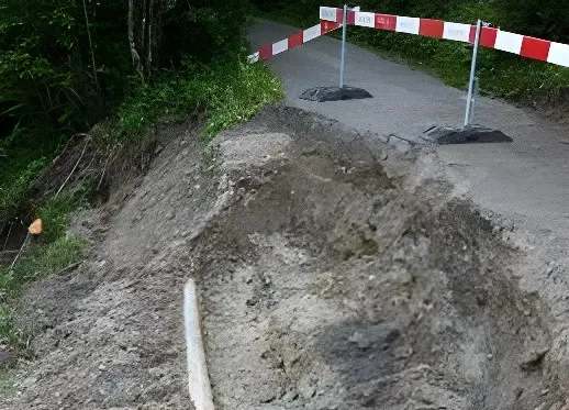24524192-5 Die Leitung muss vor Wintereinbruch wieder überdeckt werden.