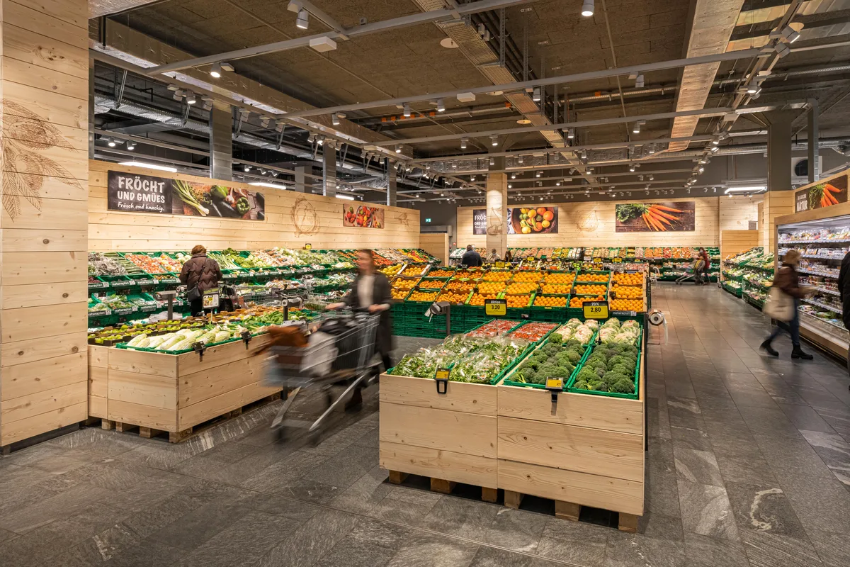 #ffffff#666666noneViele Supermärkte bieten verlängerte Öffnungszeiten und Sonntagsverkäufe an - die Migros möchte der Kundschaft den Sonntag zur Erholung lassen. Shopping Bilanz Supermarkt