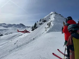 Die Abbruchstelle am Maschgenkamm: Zwei Jugendliche gerieten ins Schneebrett. Die Abbruchstelle am Maschgenkamm: Zwei Jugendliche gerieten ins Schneebrett.