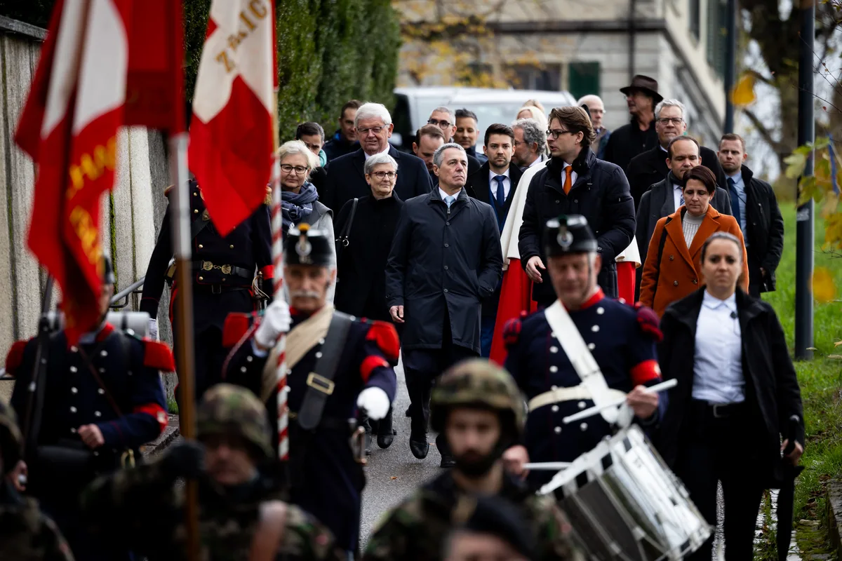 Die Delegation auf dem Weg zum anschliessenden öffentlichen Apéro in der Landihalle. Ustertag 2023