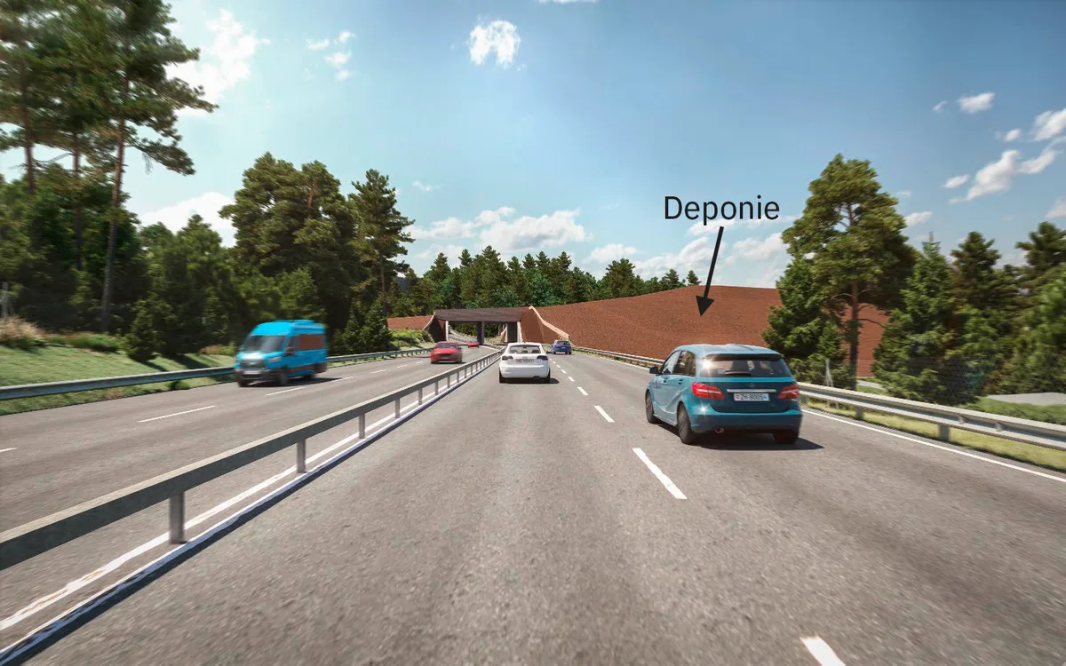 Blick als Autofahrer von der Strasse während dem Deponiebetrieb. Die Bäume fehlen.