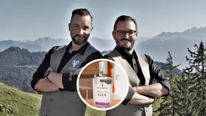 Der Premium Dry Gin der Brennerei Steinbock Spirits. Der Premium Dry Gin der Brennerei Steinbock Spirits.