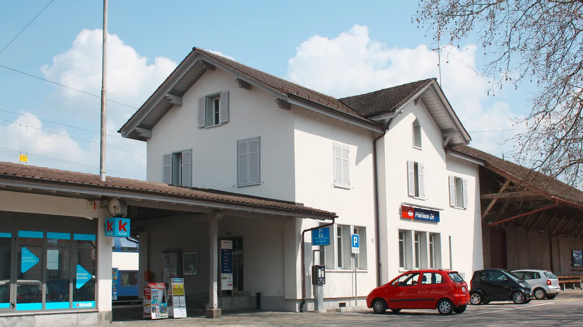 Bahnhof Pfäffikon heute